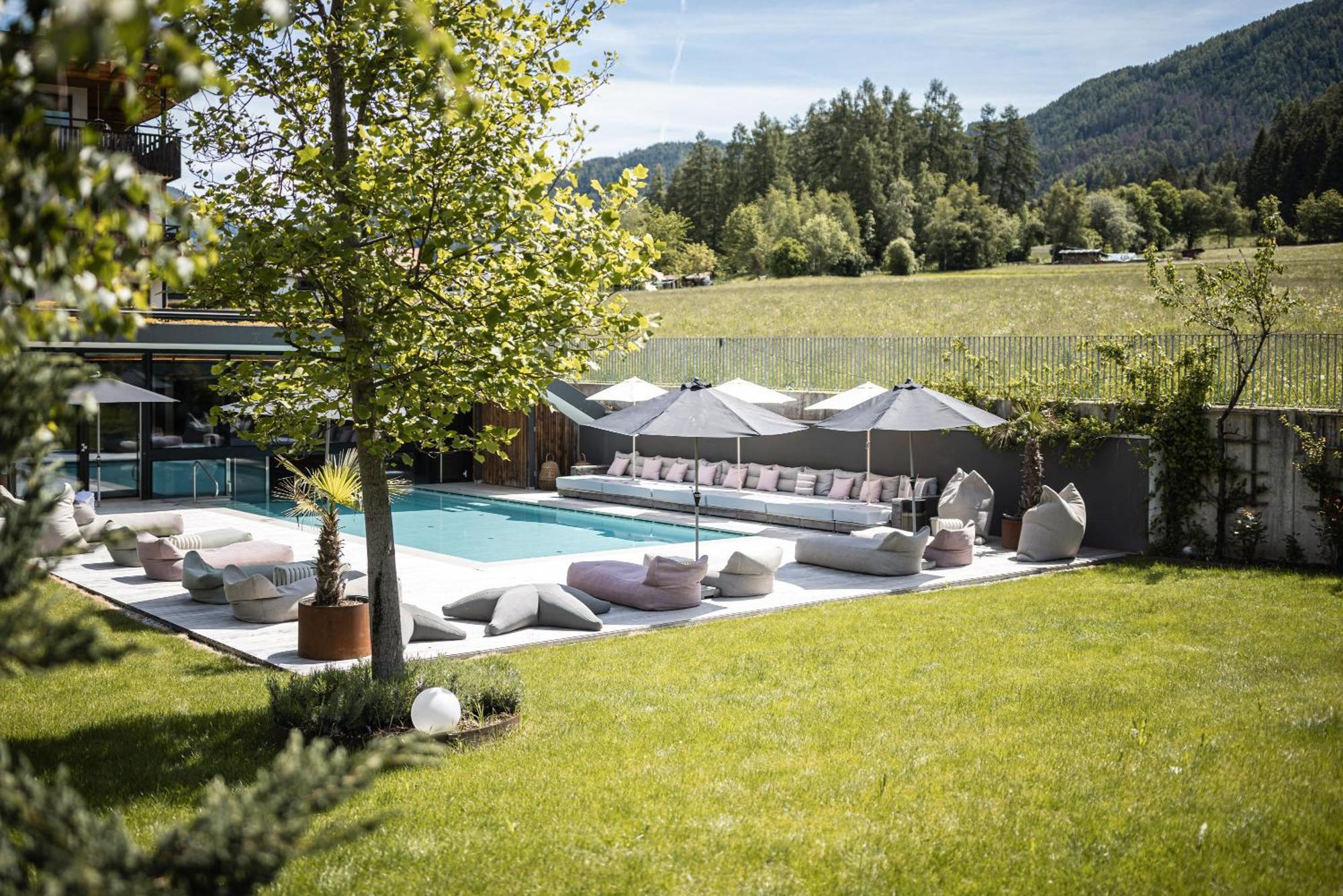 Hotel Petrus Brunico Esterno foto